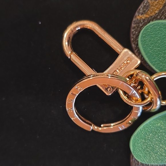 Minnie Mouse Ears Bag Charm/Keychain With Dustbag - Picture 3 of 4